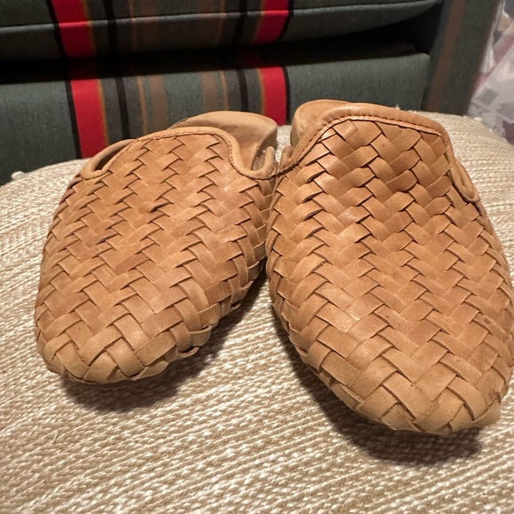 Olukai sandals 10 - Picture 6 of 6